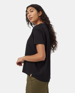 Tentree Plateau T-Shirt 11 Tentree Plateau T-Shirt -Tentree Store Black Crew Neck Flowy Oversized Shortsleeve T Shirt TCW5753 0164 5 19bac4ee f66d 471c 9e5d e5219864b4a2