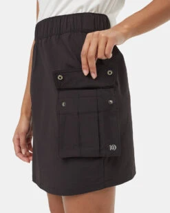 Tentree EcoStretch Nylon Skirt 11 Tentree EcoStretch Nylon Skirt -Tentree Store Black High Rise Mini Cargo Pull On Skirt TCW5678 0164 5