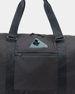 Tentree Mobius 45L Duffle 17 Tentree Mobius 45L Duffle -Tentree Store Black Sustainable Water Resistent Duffle Bag TAU5813 0164 3 09f2a3fd 55ec 4291 835a 472c59e2b8cd