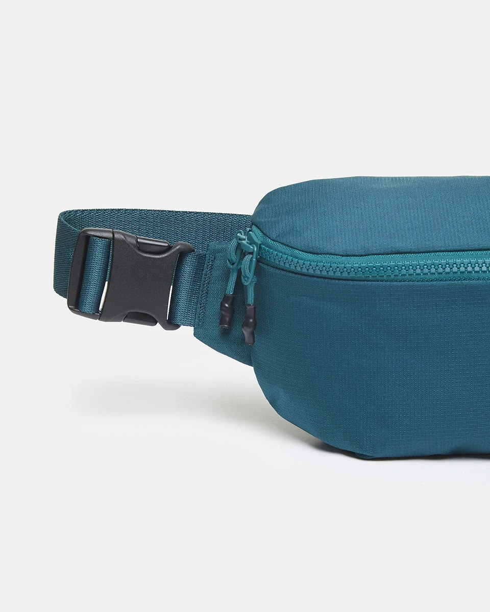 Tentree Conway Hip Pack 6 Tentree Conway Hip Pack - Image 4