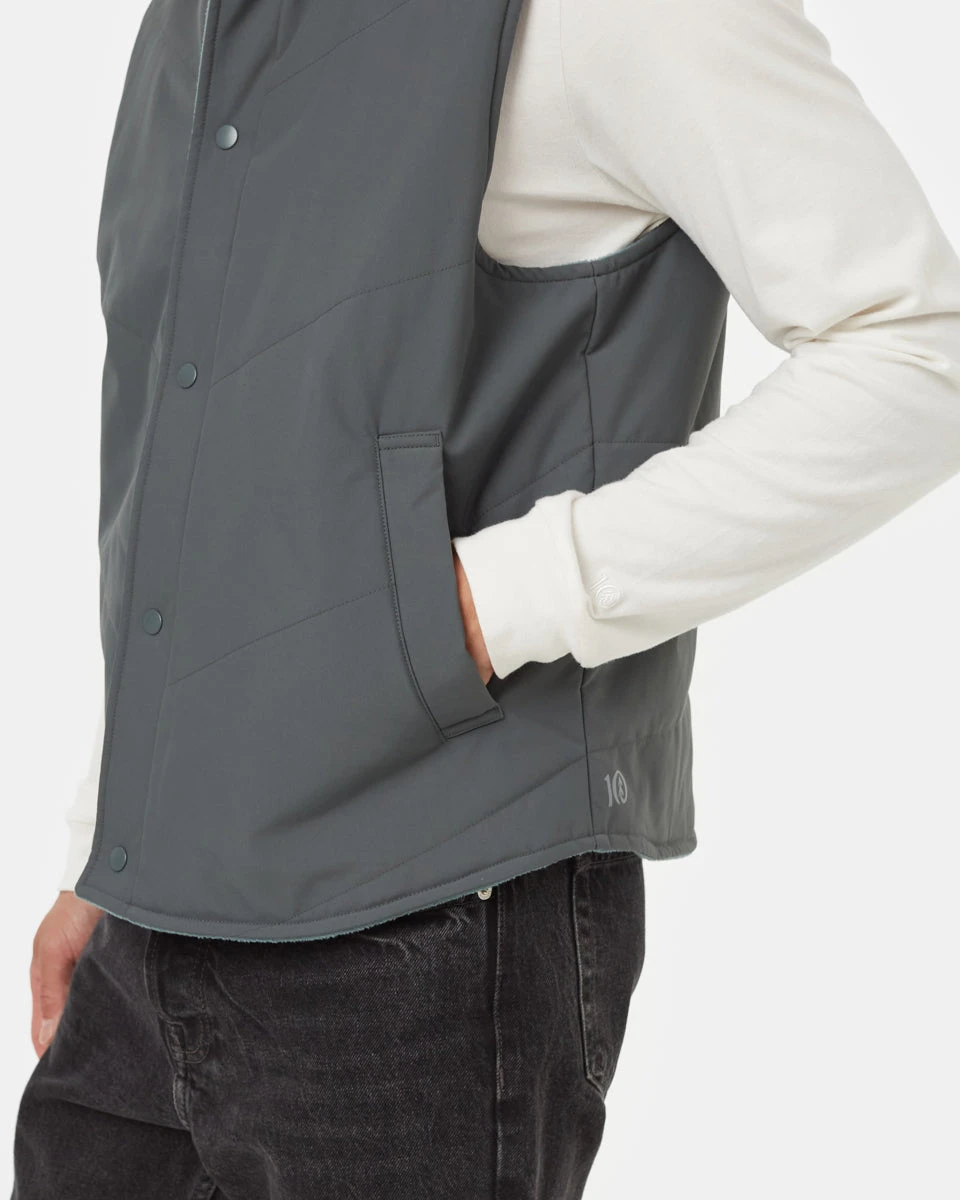 Tentree Nimbus Reversible Vest 5 Tentree Nimbus Reversible Vest - Image 3