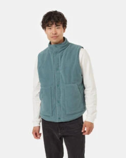 Tentree Nimbus Reversible Vest 15 Tentree Nimbus Reversible Vest -Tentree Store Green Water Repellent Reversible Puffer Vest TCM5446 2880 6 b9e715b0 0975 4cc0 b1f7 42ab77469198