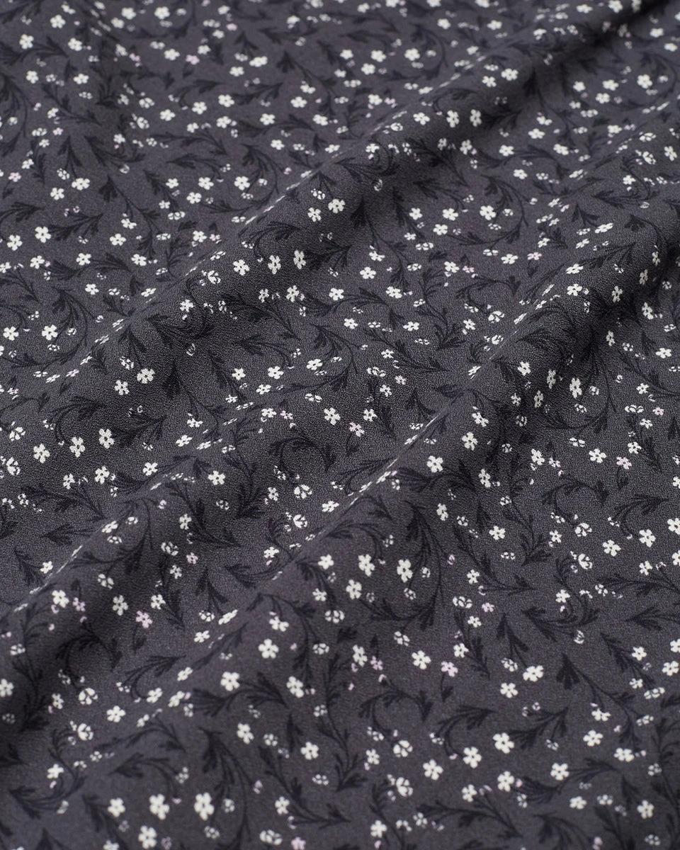 Tentree EcoWoven Crepe Smocked Blouse 7 Tentree EcoWoven Crepe Smocked Blouse - Image 5