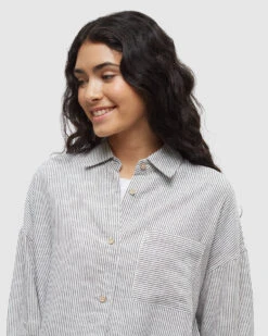 Tentree West End Shirt -Tentree Store Multi Oversized Fit Button Up Longsleeve Shirt TCW6170 2697 221 3