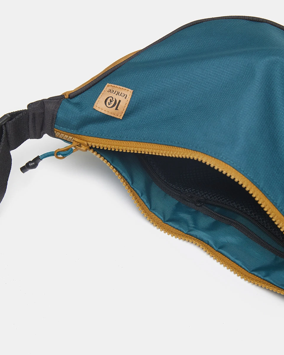 Tentree Beatty Moon Bag 4 Tentree Beatty Moon Bag - Image 2