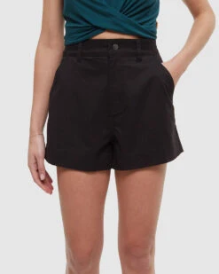 Tentree Laurier Short 9 Tentree Laurier Short -Tentree Store TCW6216 0164 meteorite black TechBlend High Waist Short 4