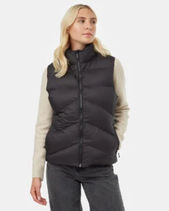 Tentree Boulder Vest 16 Tentree Boulder Vest -Tentree Store black puffy vest TCW4487 01641 4